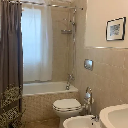 Rosaspinarooms Bed and Breakfast Φορλί